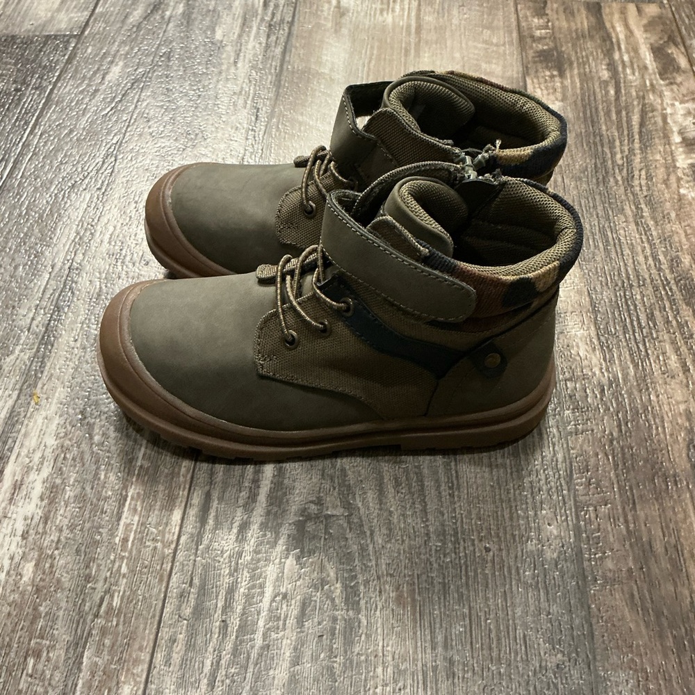 Jumping Beans Olive and Tan Kids Boots Size 11 - Picture 7 of 12